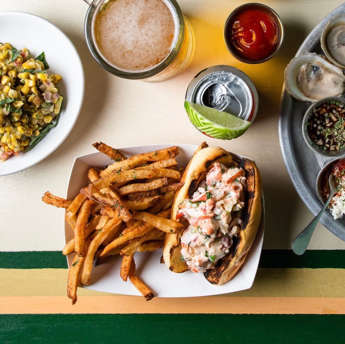 Summer eats&hellip; 🥰😍 including the best corn salad to ever salad 
.
.
.
#otbbk #eeeeeats #feedfeed #williamsburg #brooklyn #11211 #lobsterroll #cornsalad