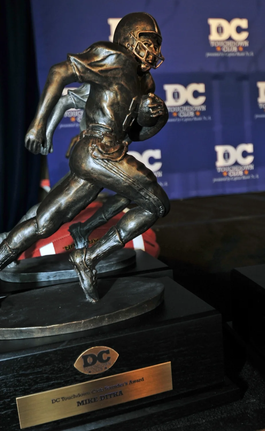 2015dctouchdownclubawards002.jpg