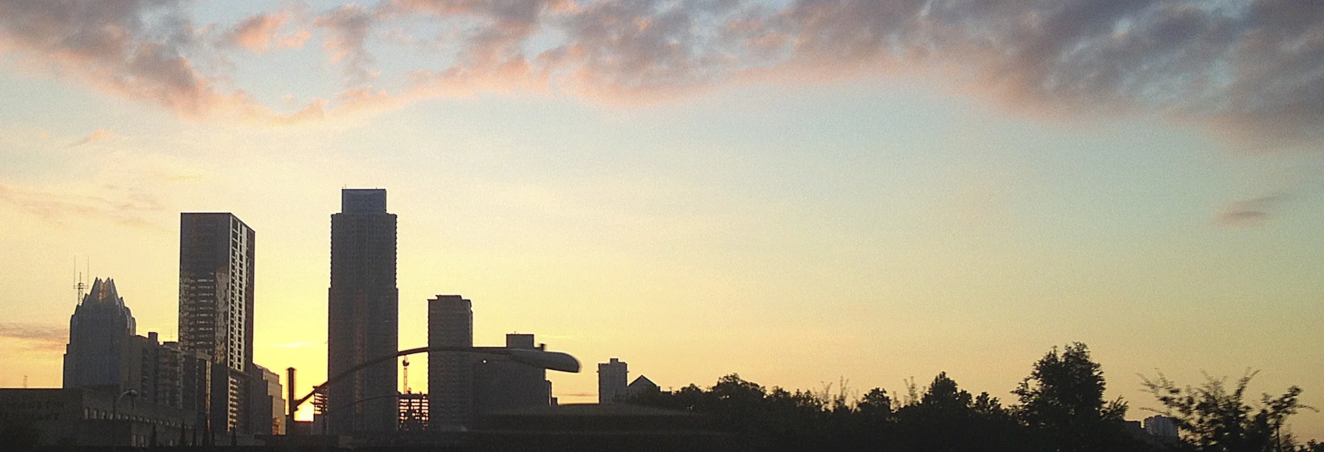 RYMO_ATXmove_Skyline.jpg