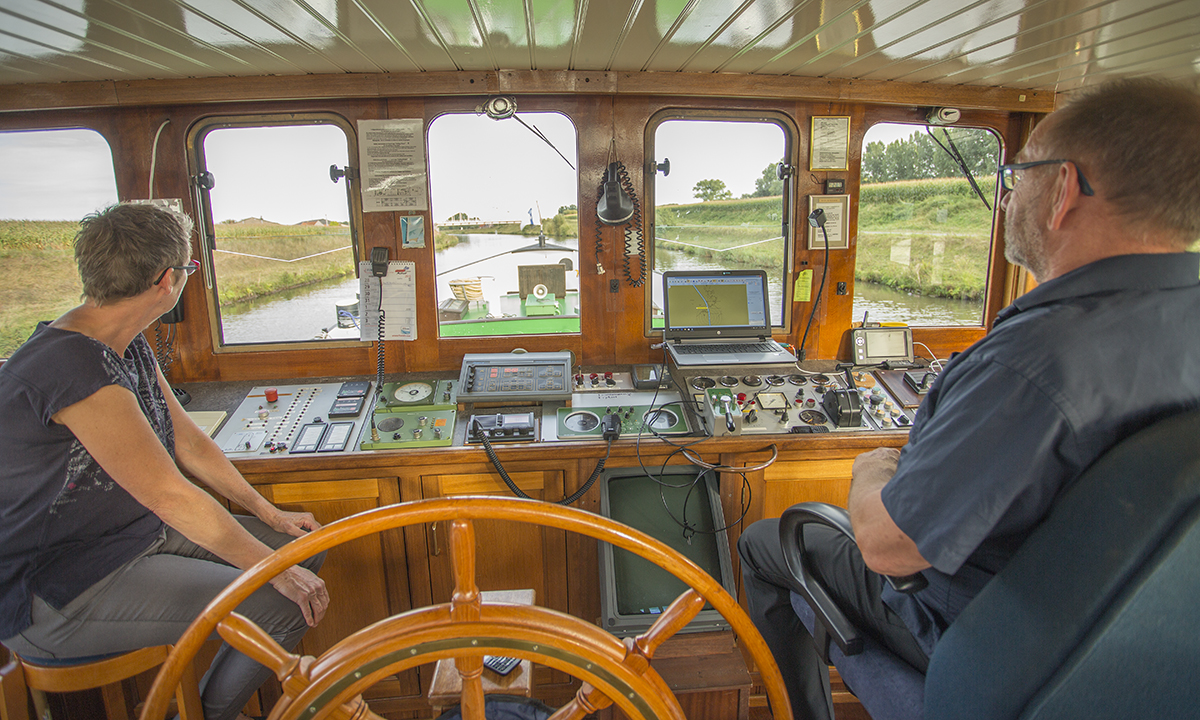 Sailing Home4768.jpg