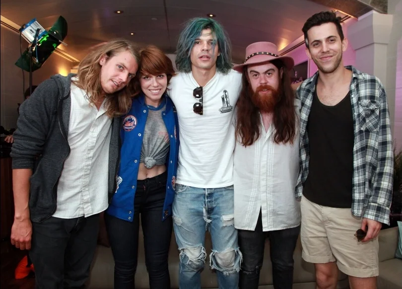 2. Grouplove