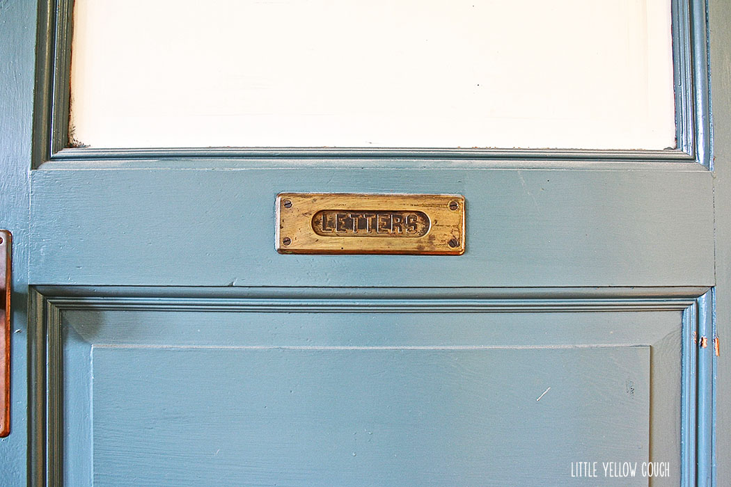 Great vintage building details