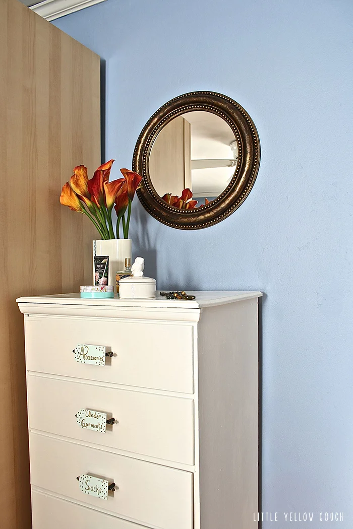 dresser2.jpg