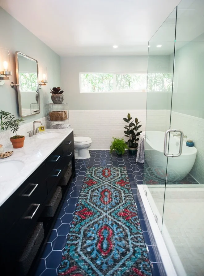 See Jen's full bathroom renovation