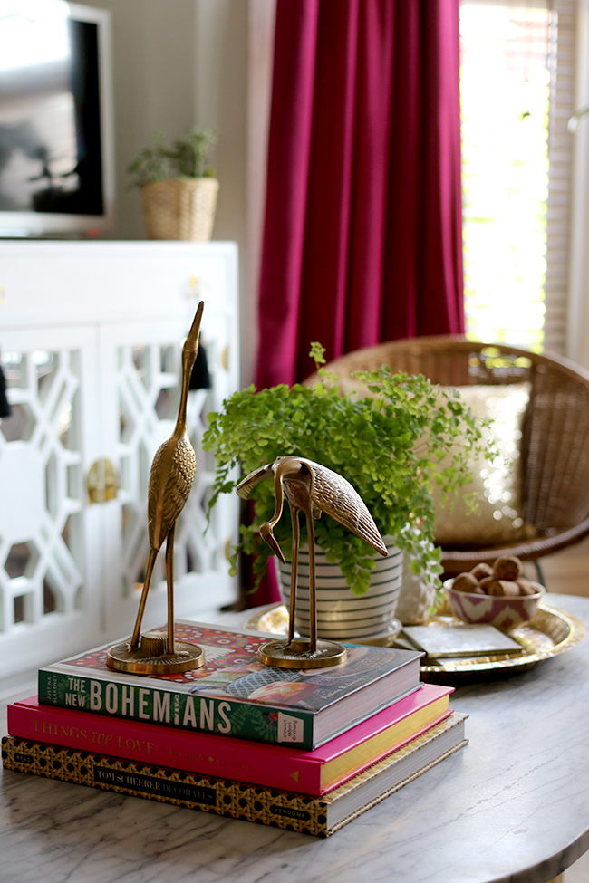 Photography provided by Swoonworthy - Living Room