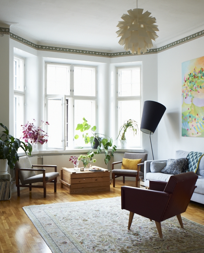 I mage taken from Home for Now by Joanna Thornhill (CICO Books) - Living Room - Home of Saija Starr