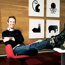 Maxwell Ryan : Apartment Therapy "Artwork represents our highest aspirations." Episode: Apartment Therapy