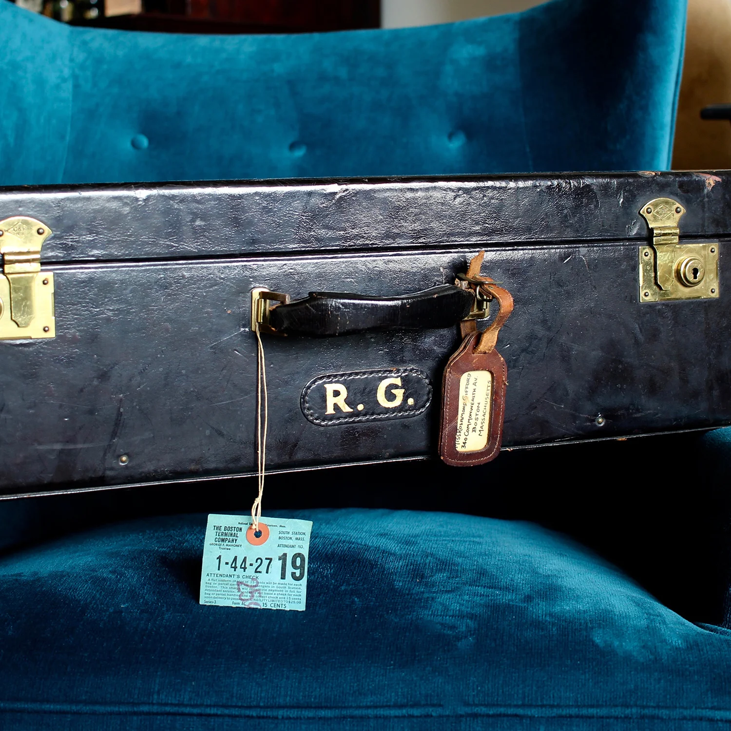 Karen's Rosamund Gifford Suitcase