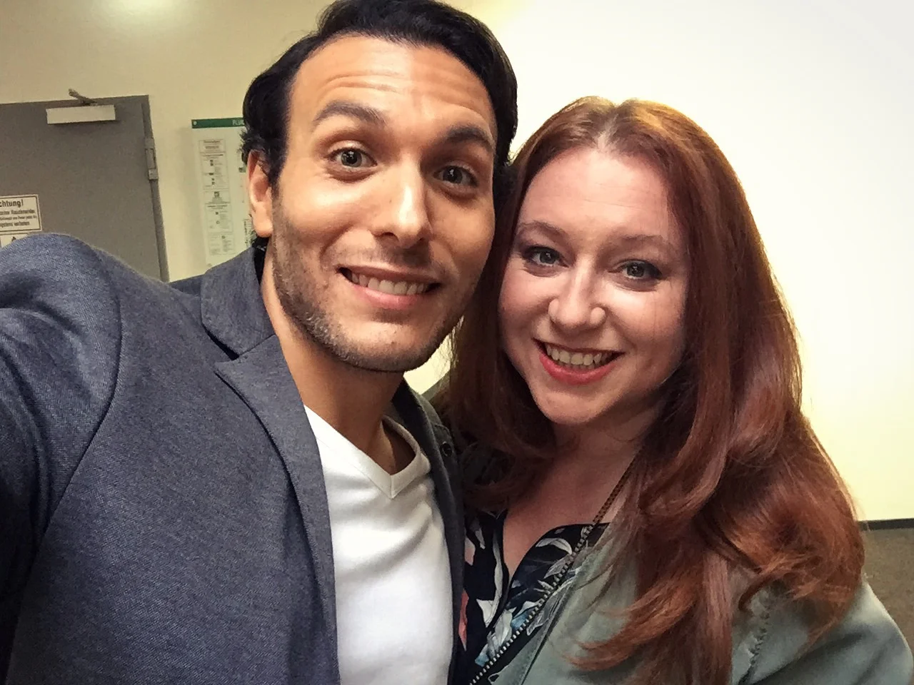 Angus on set with Rebecca Siemoneit-Barum (Iffy).