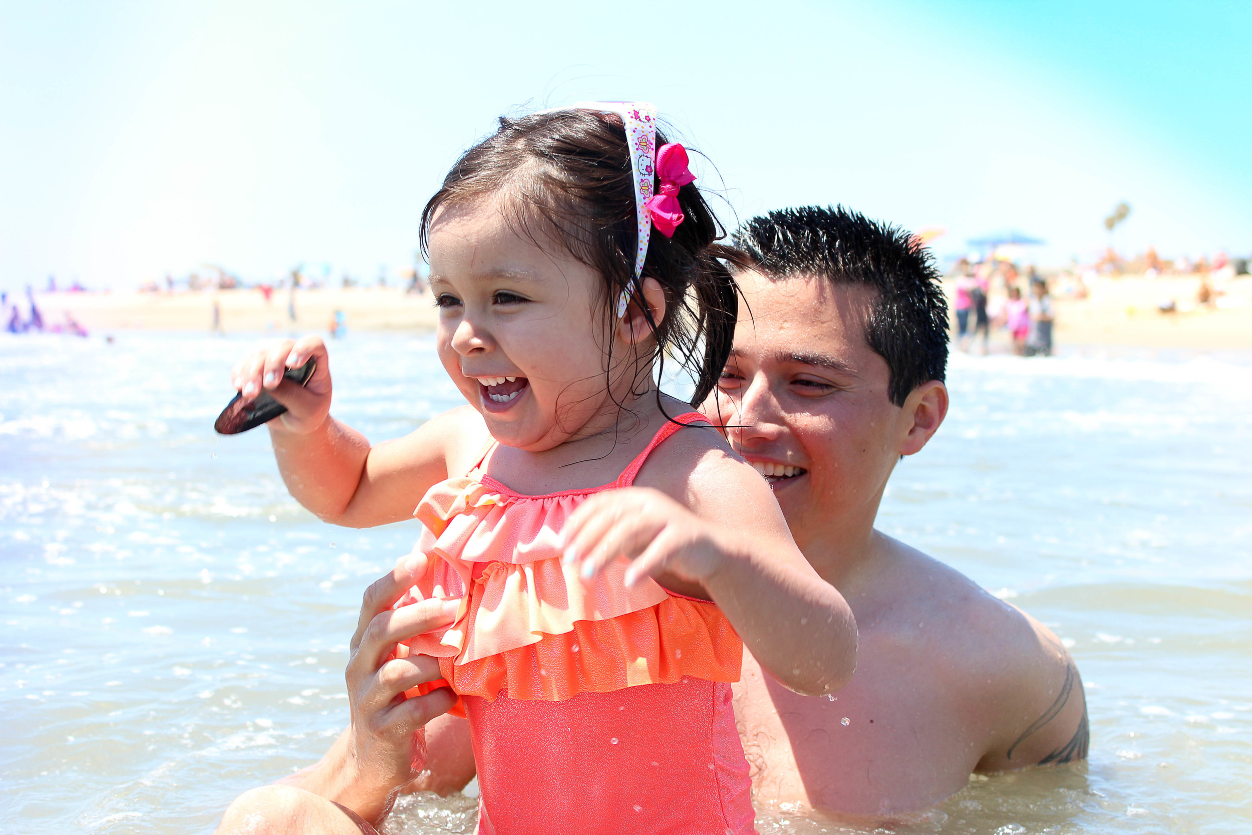 Neve's face when she first saw waves at the beach...2012.