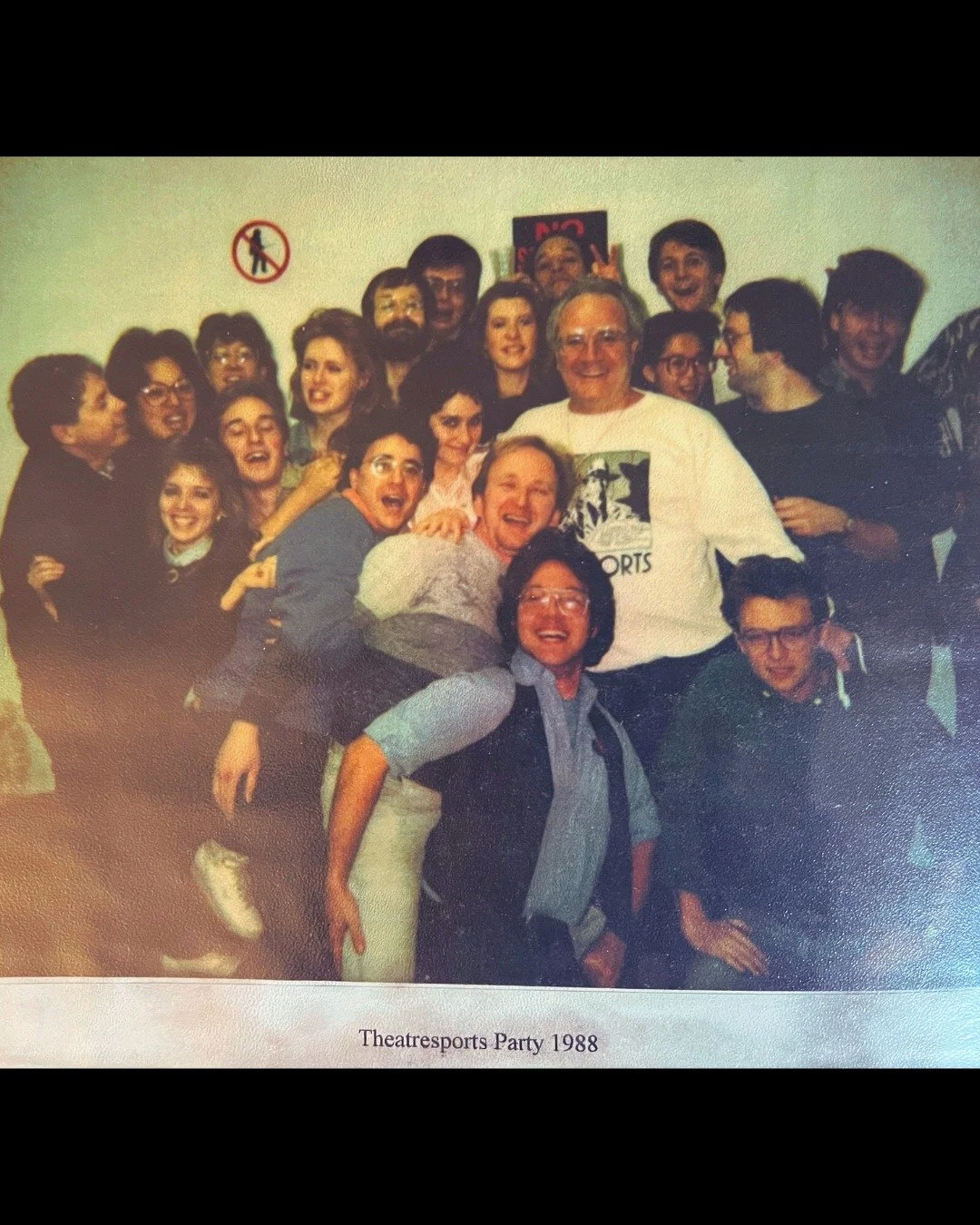 #throwback to this group shot from the 1988 Theatresports Party!

You can still watch Toronto&rsquo;s Longest Running Improv Show every Friday, 7pm at @comedybarto, featuring Bad Dog's Featured Players!

#DoYouRemember #TorontoImprov #CanadianImprov 