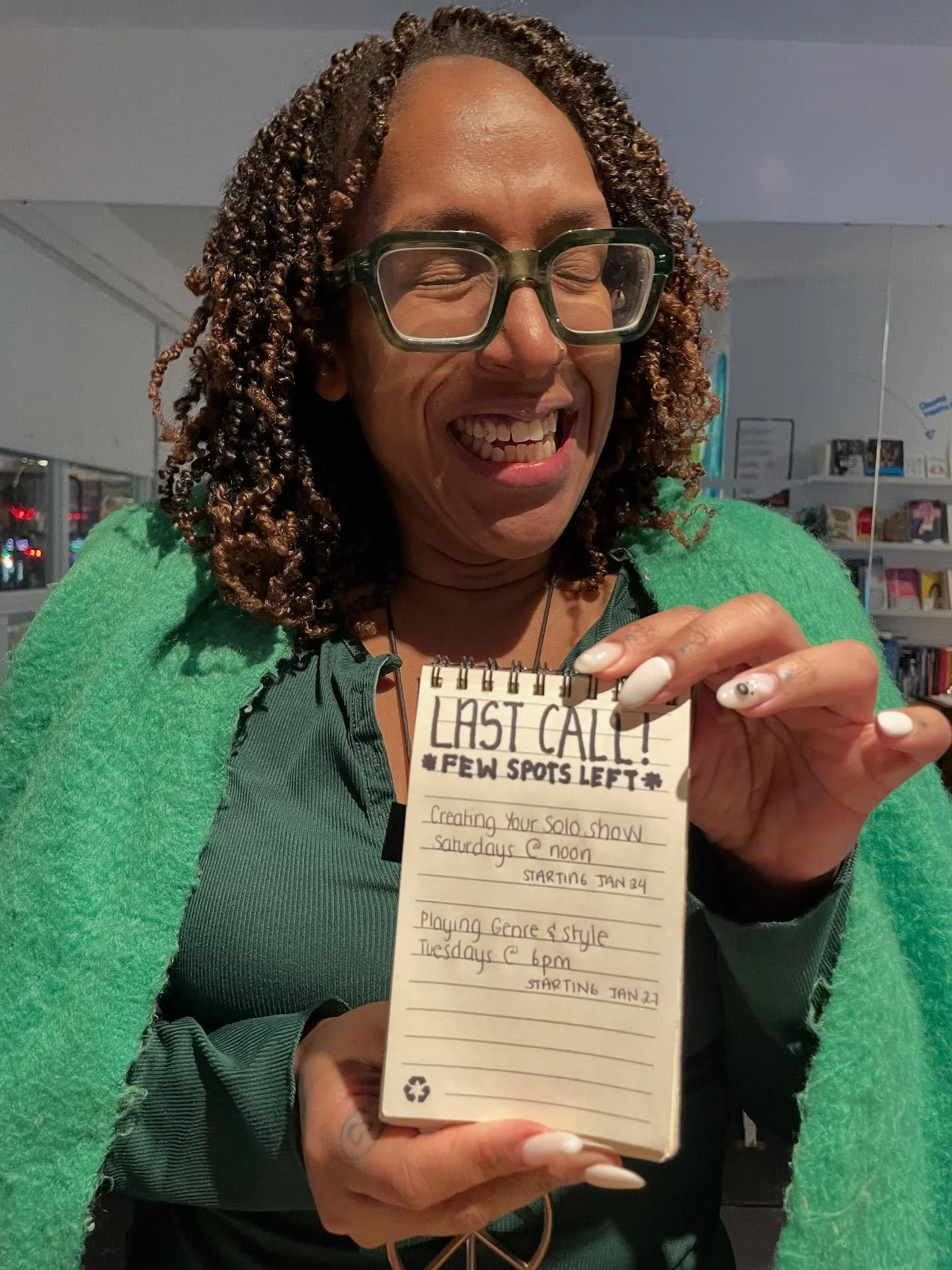 🚨 Last Call Classes! 🚨 
Just a few spots left in classes starting this weekend or next week.

Creating A Solo Show with Curtis Campbell @curtisdangcampbell 
Saturdays at Noon starting Jan 24

Playing with Genre &amp; Style with Nicole Passmore
 @ni