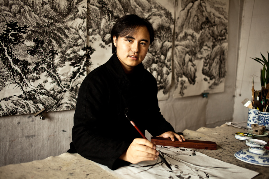 Li Li in his studio