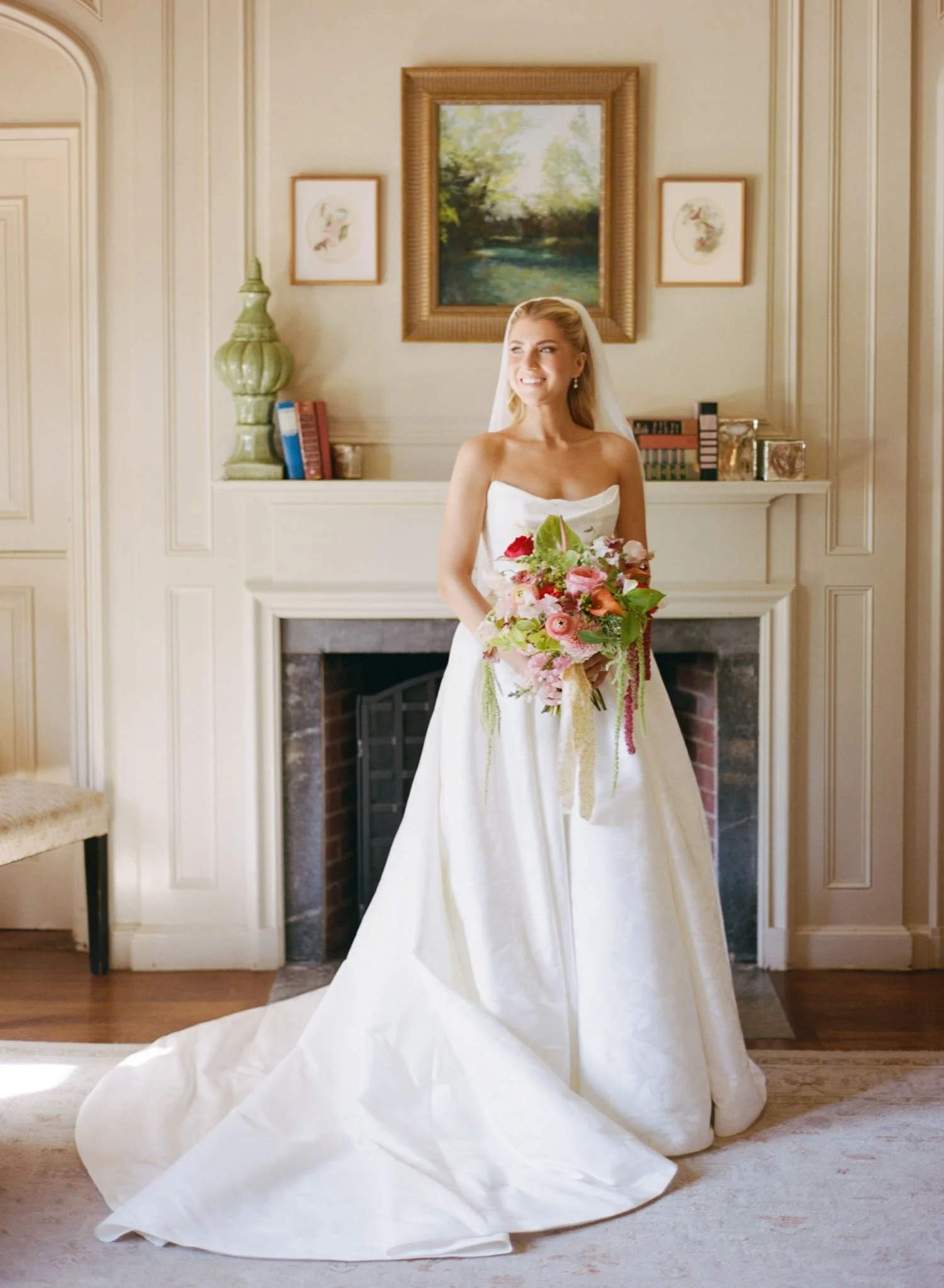 Moraine Farm Wedding bridal suite