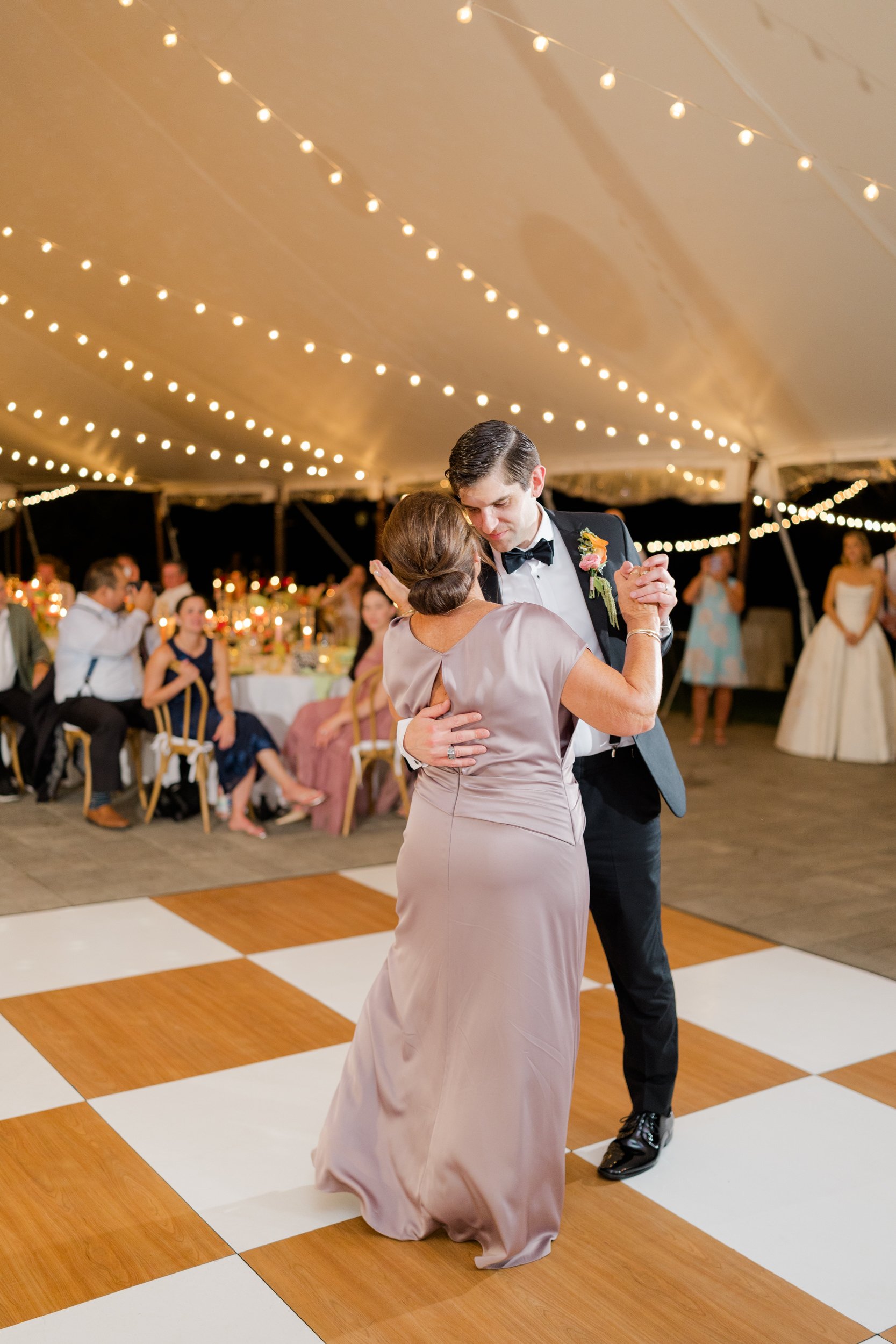 Moraine Farm Wedding parent dance