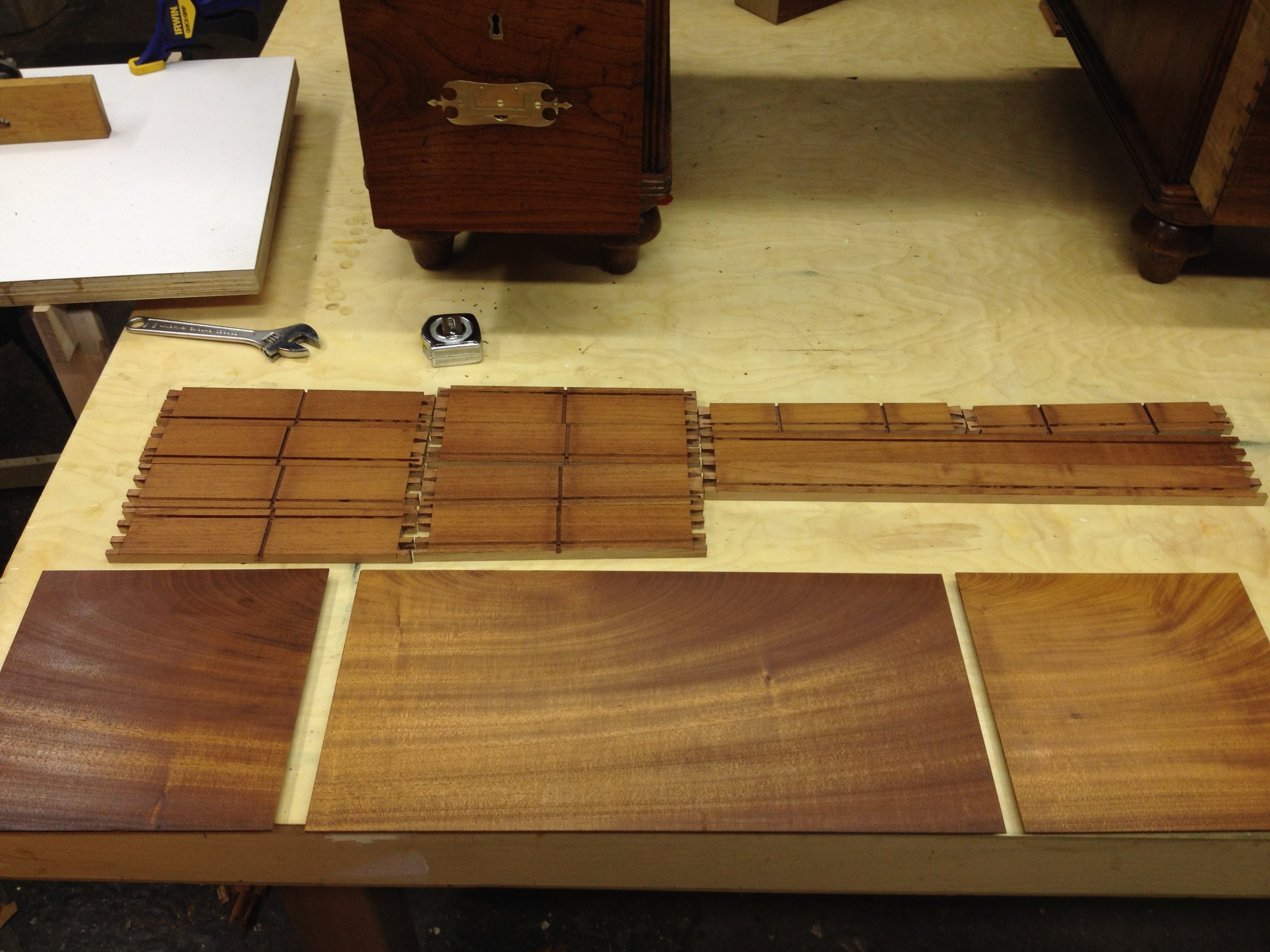 These parts will be the top trays. The sides will be spanish cedar and the bottoms, mahogany.