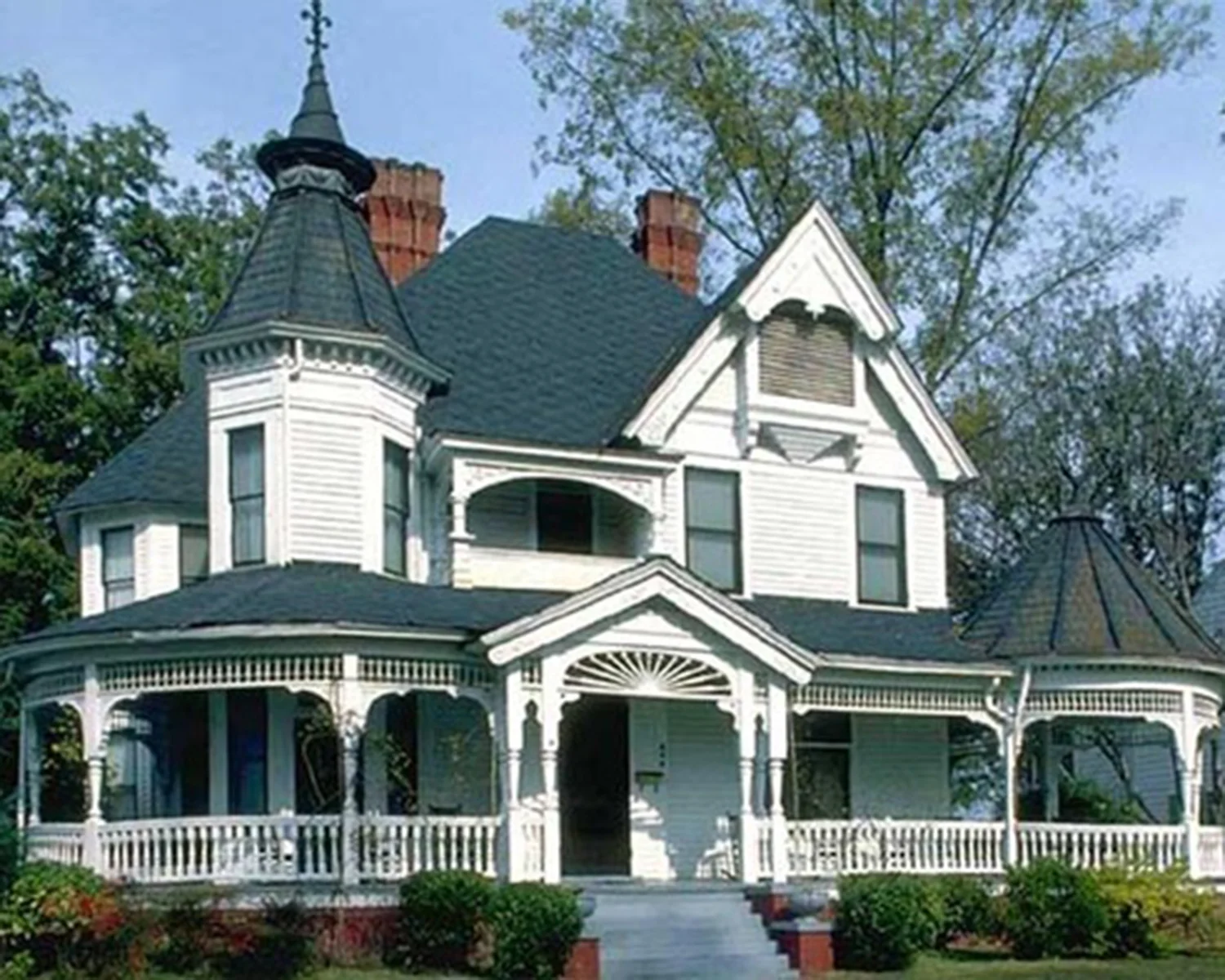queen-anne-victorian-home.jpg