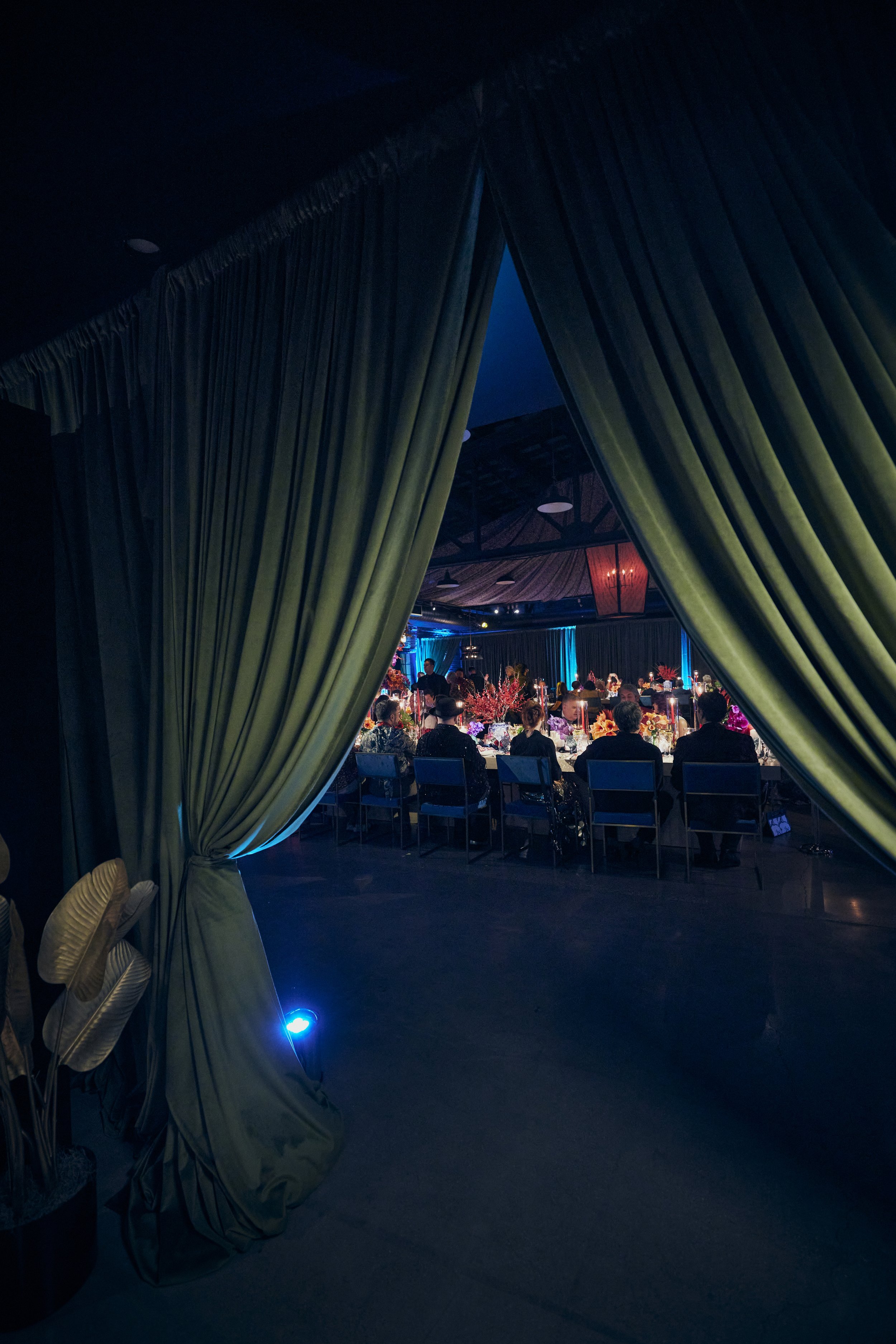 2023_REVEL_FRIENDSGIVING_6D6A6511.jpg