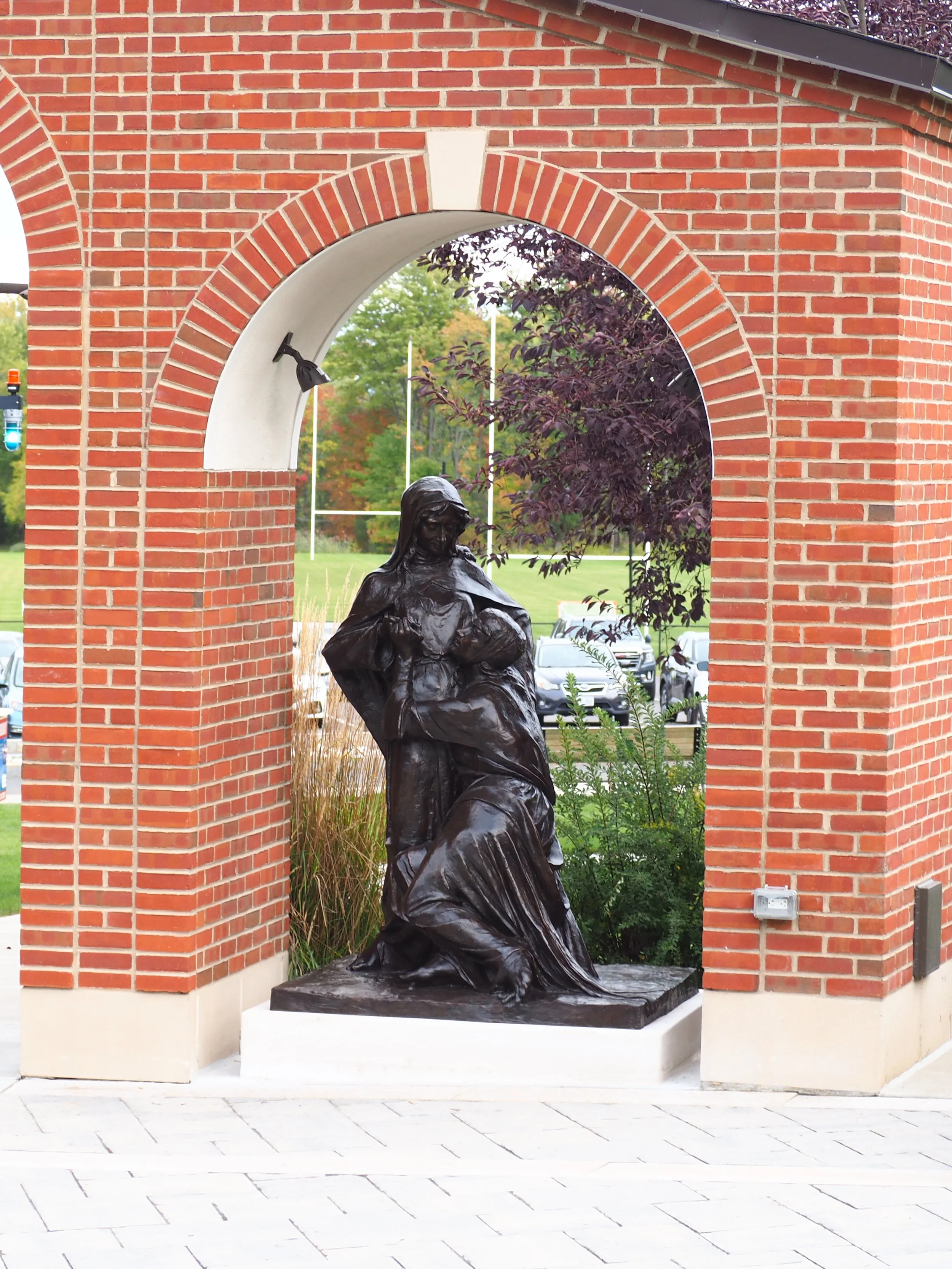 St. Clare of Assisi, Siena College