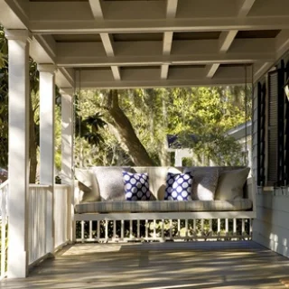 Traditional porch Midwest