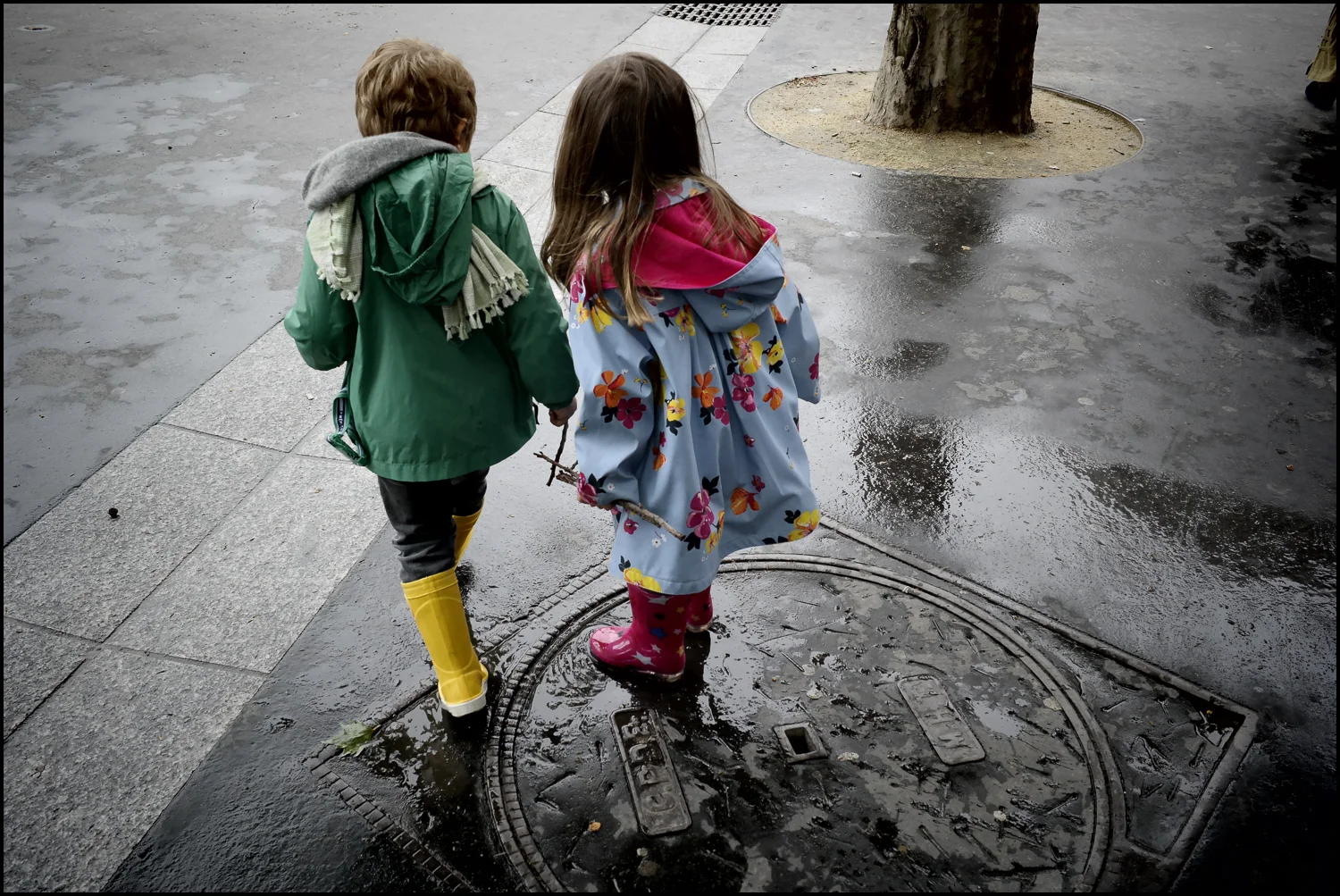 SiblinginRain.jpg