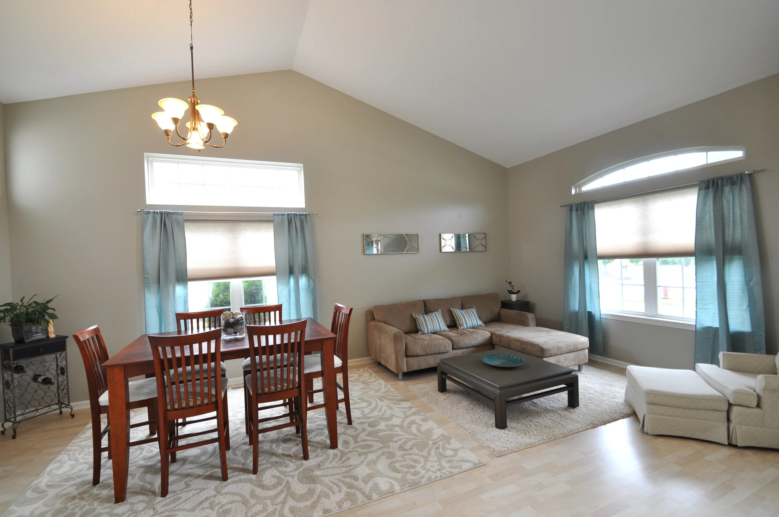 House Sold in Oswego