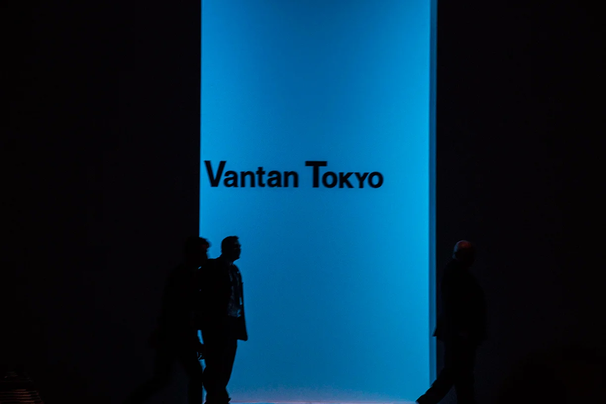 HaleyBergman_2013_VantanTokyo_007.jpg
