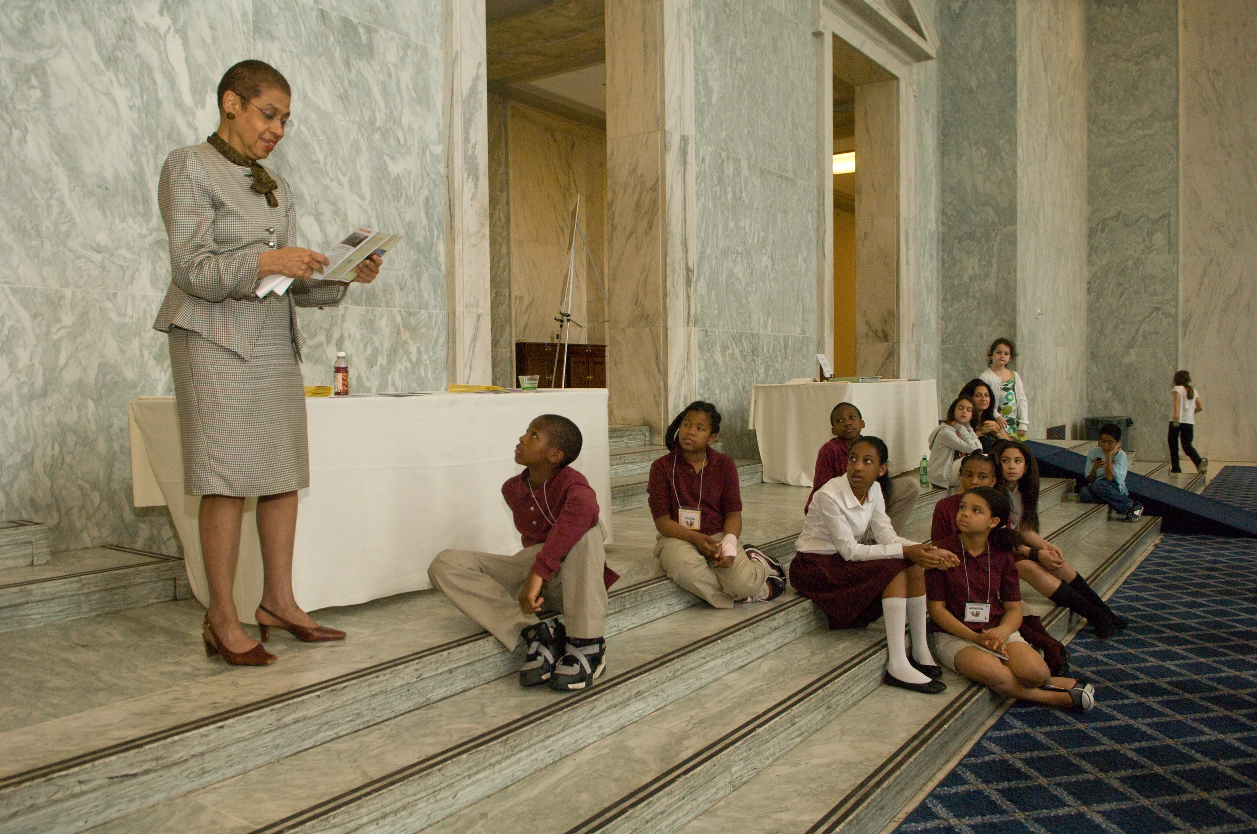 Congresswoman Eleanor Holmes Norton emphasizes the value of education, life experiences, good choices and opportunities. Photos: ©2009 Rebecca Hammel