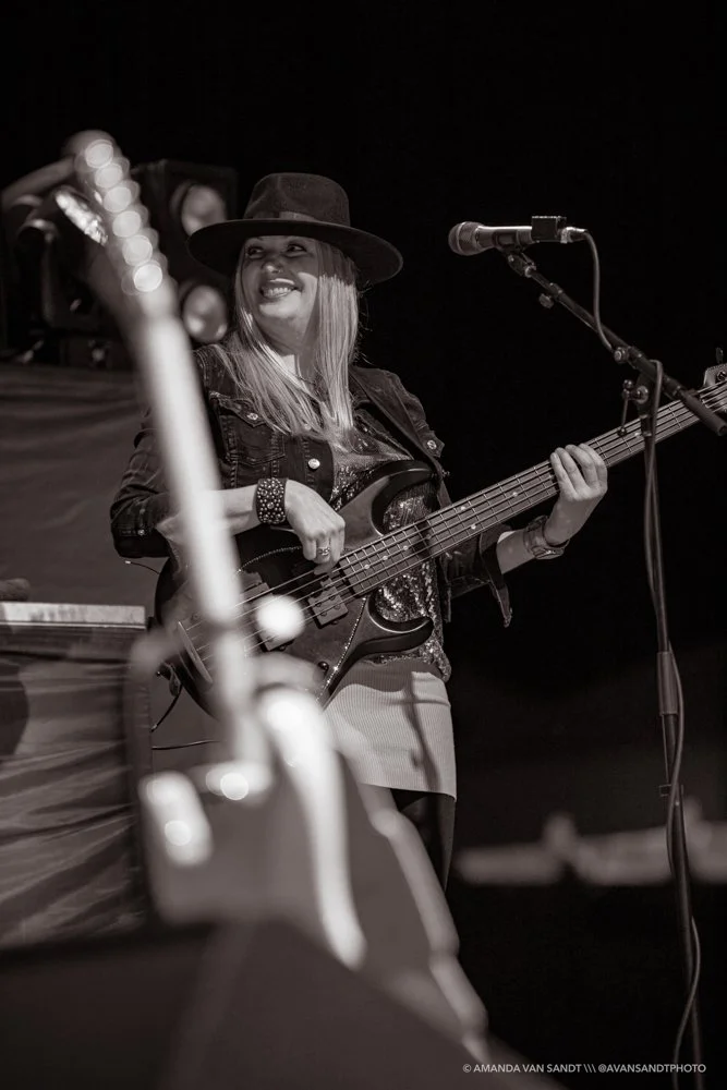 Hank 2022-0813-LastShow-Photo-00025.jpg