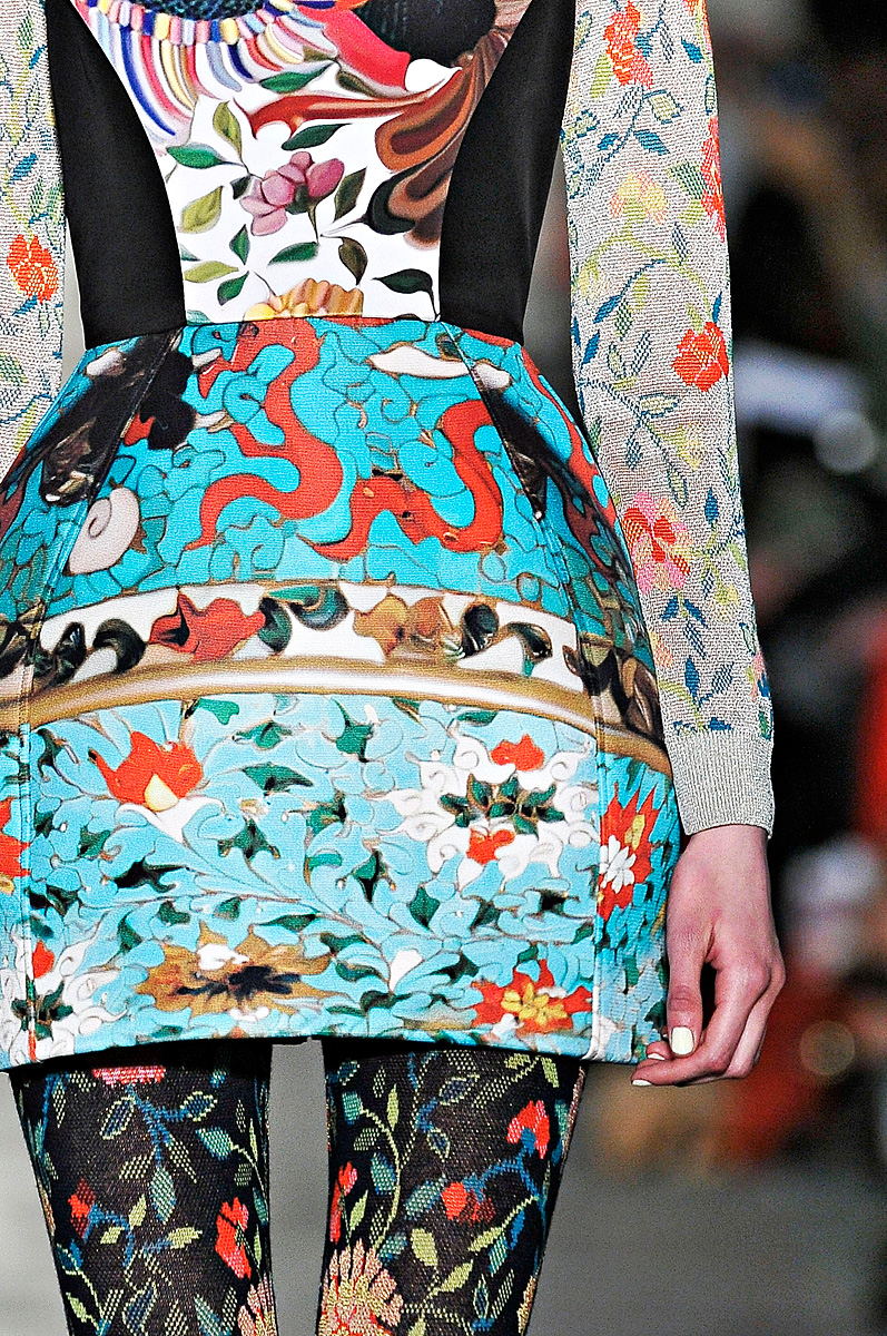 mary-katrantzou-rtw-fw2011-details-002_103150172091.jpg