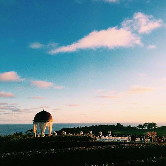 Still dreaming of this setting from last night's seaside wedding. 🌙⭐️ #shaminwedding2016 #newportcoast