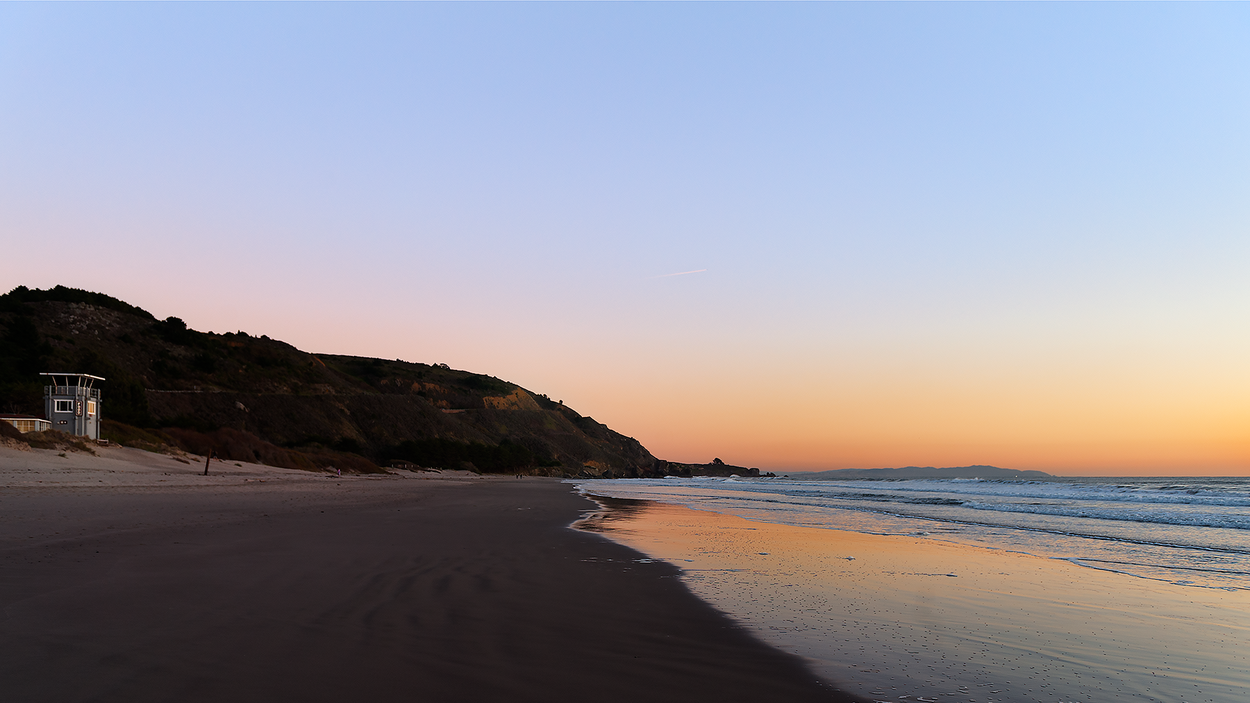 2012-12-20_RAW015432_SFO beach_sky fix.png