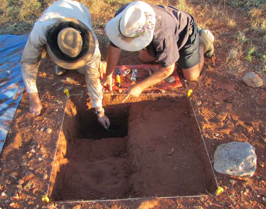 Dr Mike Smith and Andrew Harper examine the findings from a survey dig, 2010.