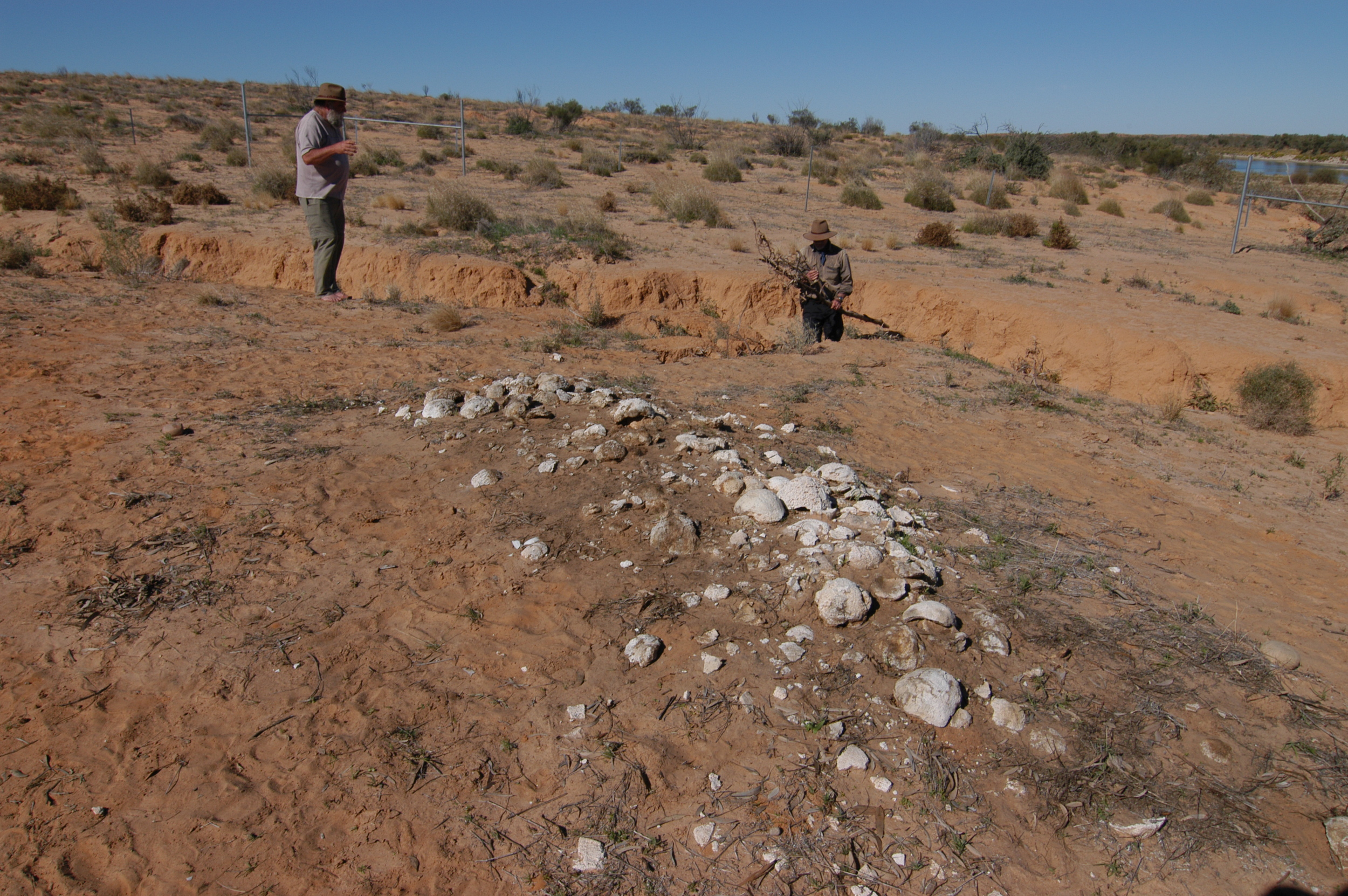 Kopi Caps, Simpson Desert Archaeology Expedition 2008.