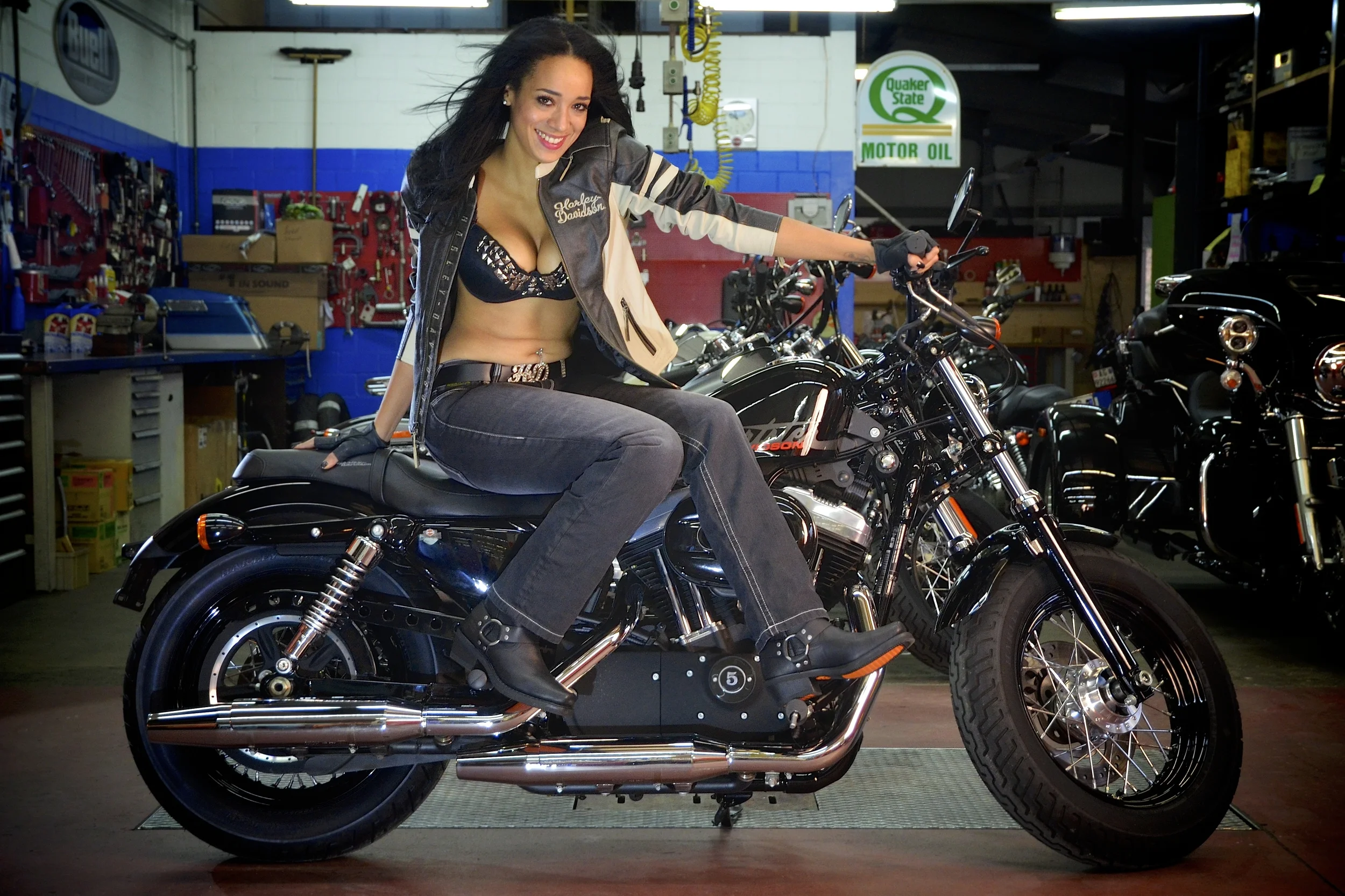 Malaika für Harley Davidson-Wettbewerb