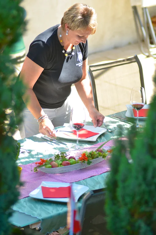 Bernadette_Odermatt__Swiss_tavolata_by_Jean-Pierre Ritler_268.jpg