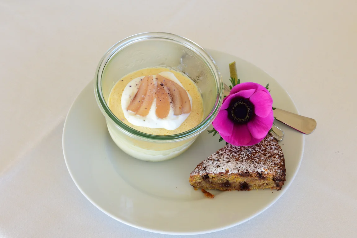 Anita_ZRotz_Swiss_Tavolata_by_Jean-Pierre_Ritler07.jpg