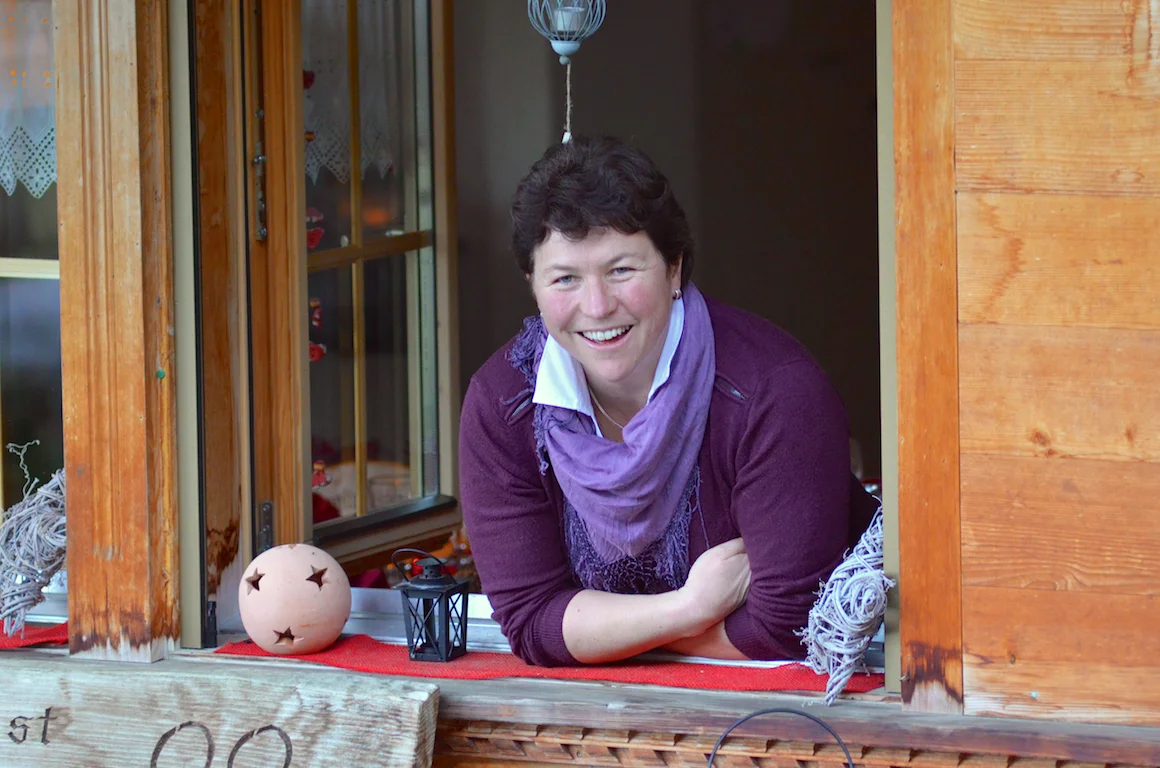 Margrit Büschlen_Swiss_tavolata_by_Jean-Pierre Ritler_119.jpg