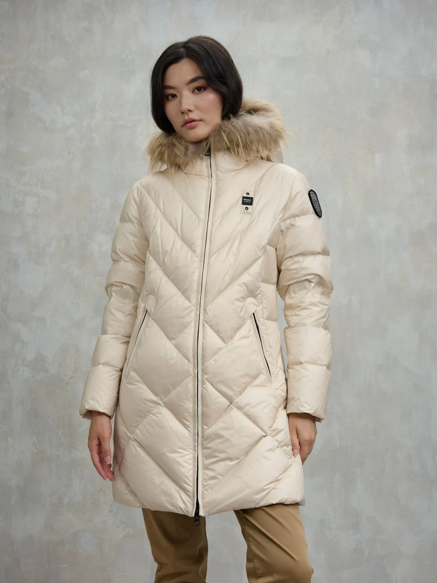 25WBLDK03098-006047_907GG_big.webp