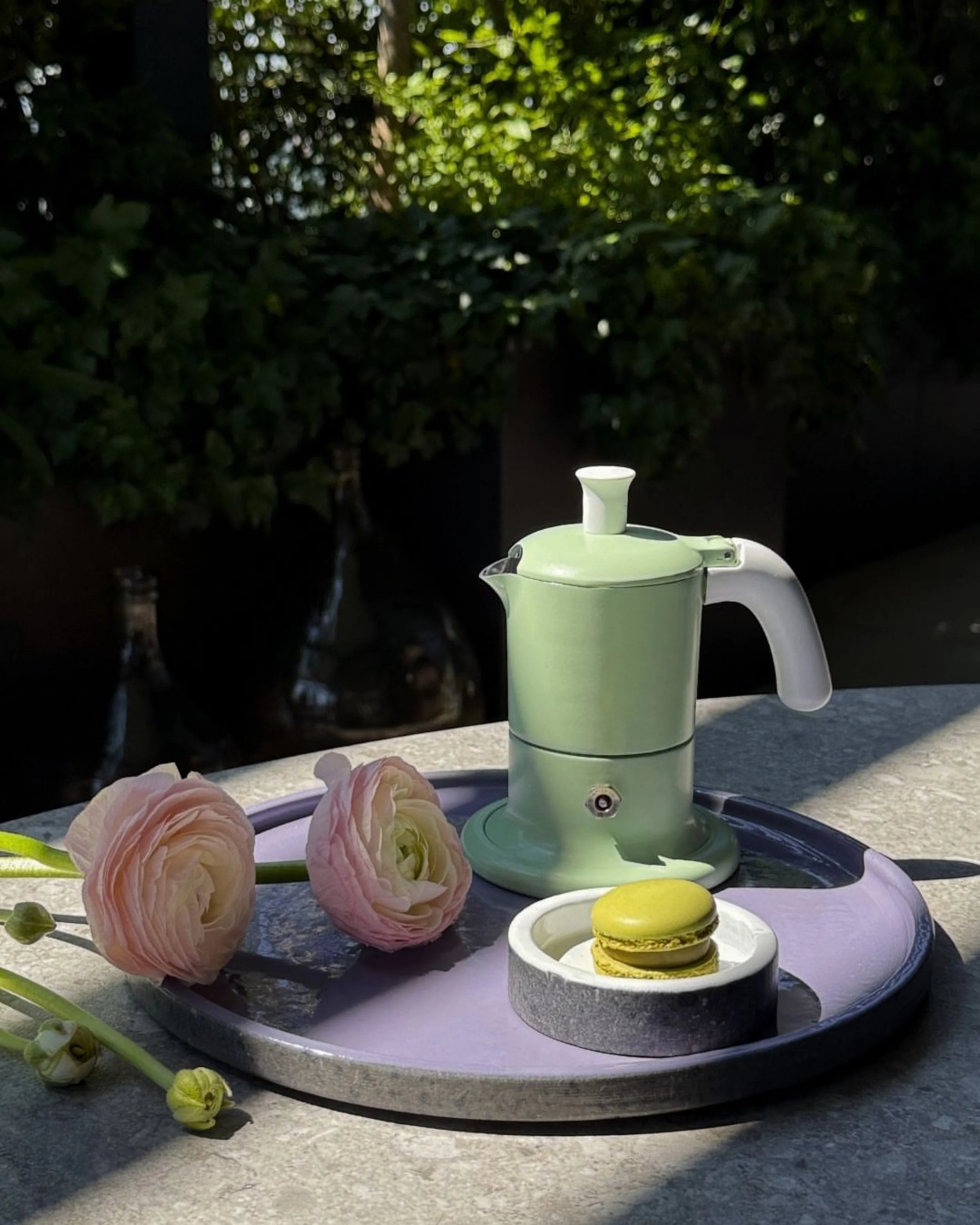 Il caff&egrave;, nel weekend, ha tutto un altro ritmo. ☕✨

Per questo siamo felici di presentarvi @angelina_madeinitaly: moke dal design contemporaneo che uniscono estetica e funzionalit&agrave;, da scegliere nel colore che pi&ugrave; racconta la vos