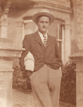 Noel Carrington at Christchurch College, 1914