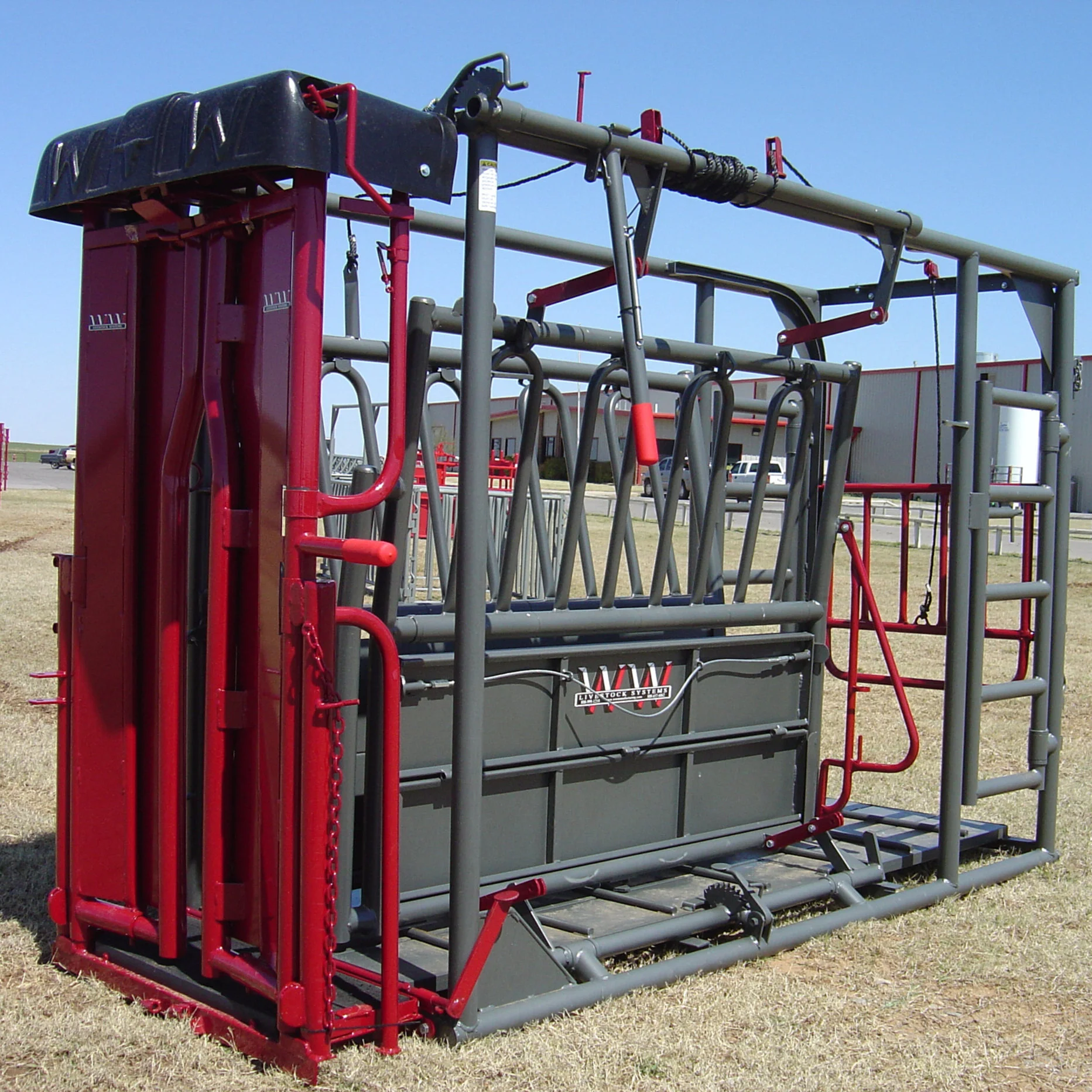 Squeeze Chutes Cattle Chutes