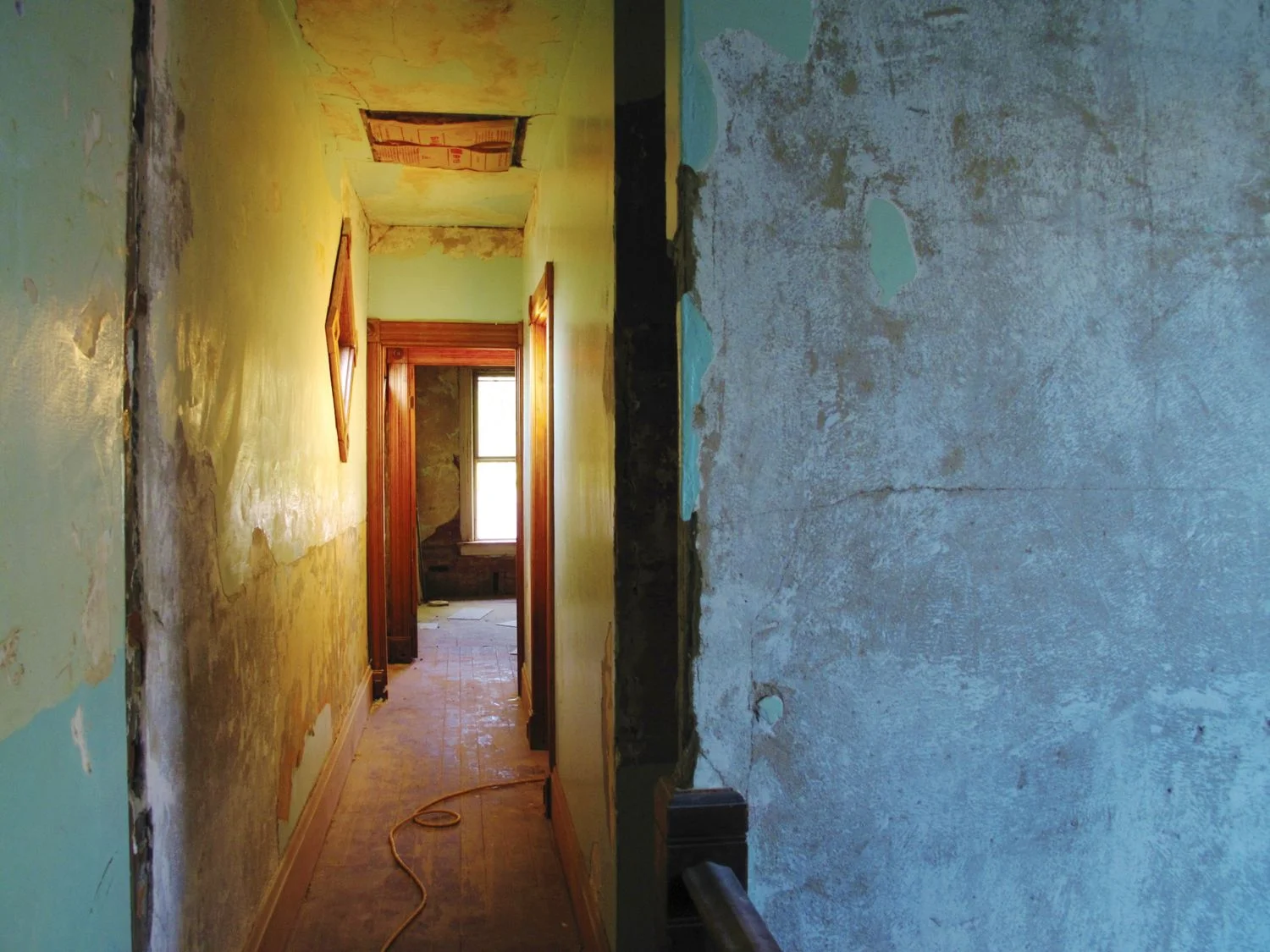 Wall - 01.jpg