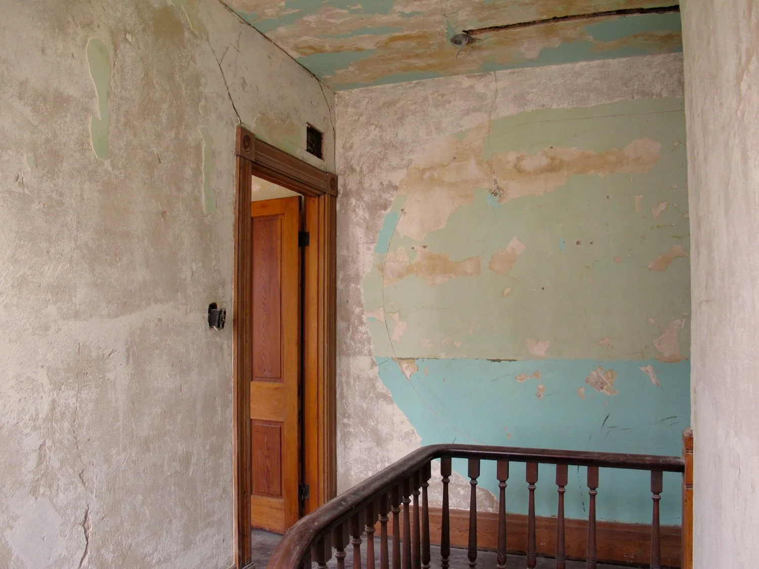 Wall - 06.jpg