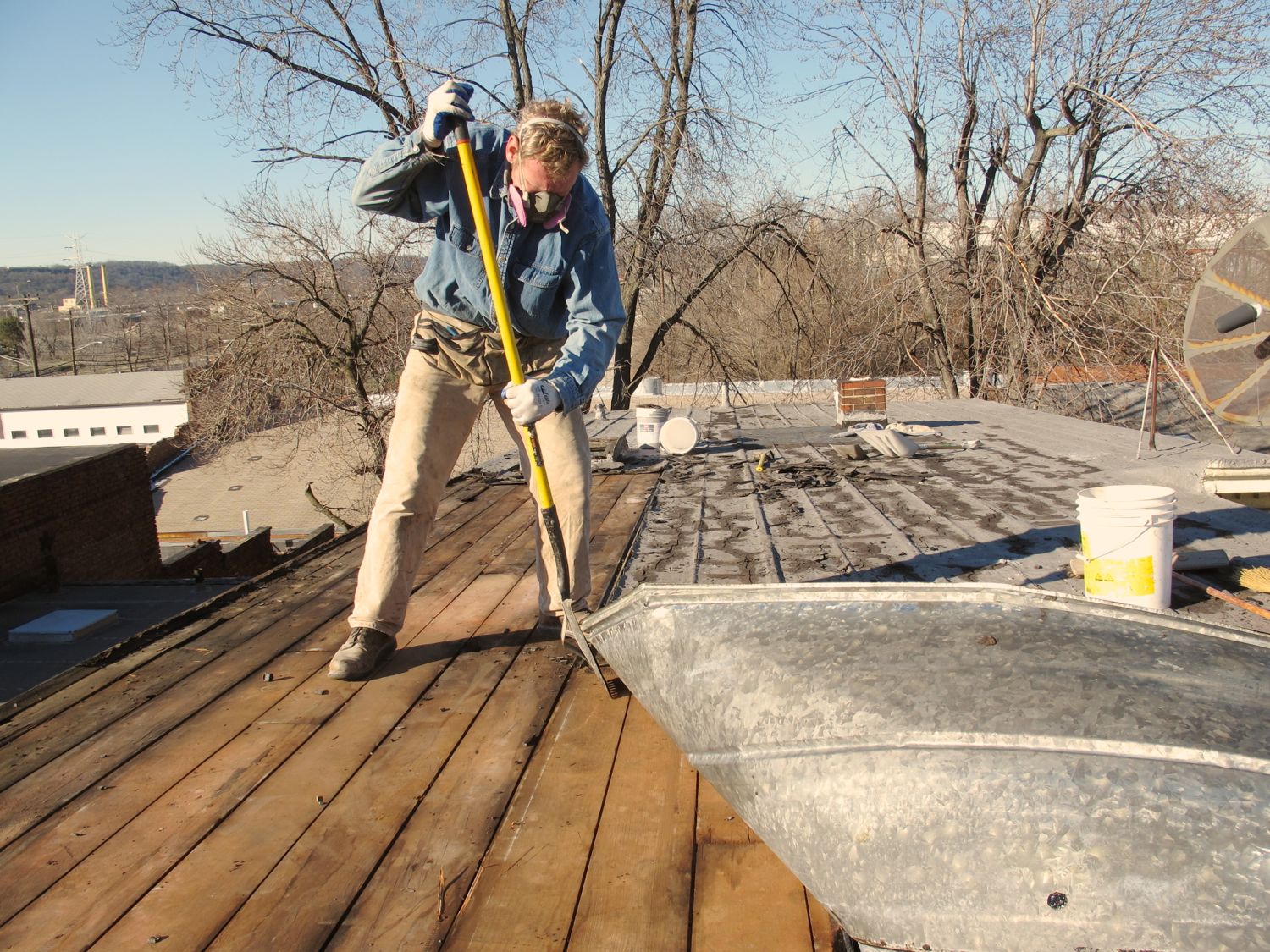 Roof - 01.jpg