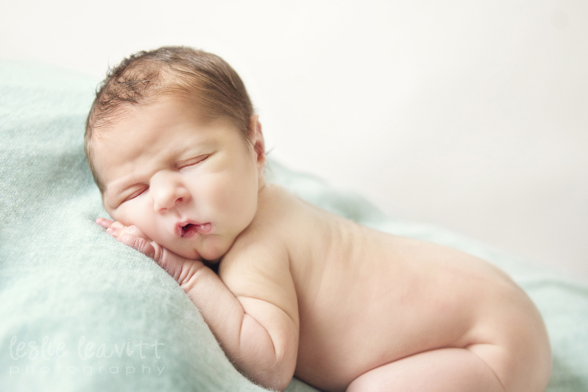 Omaha Newborn Photography_04.jpg