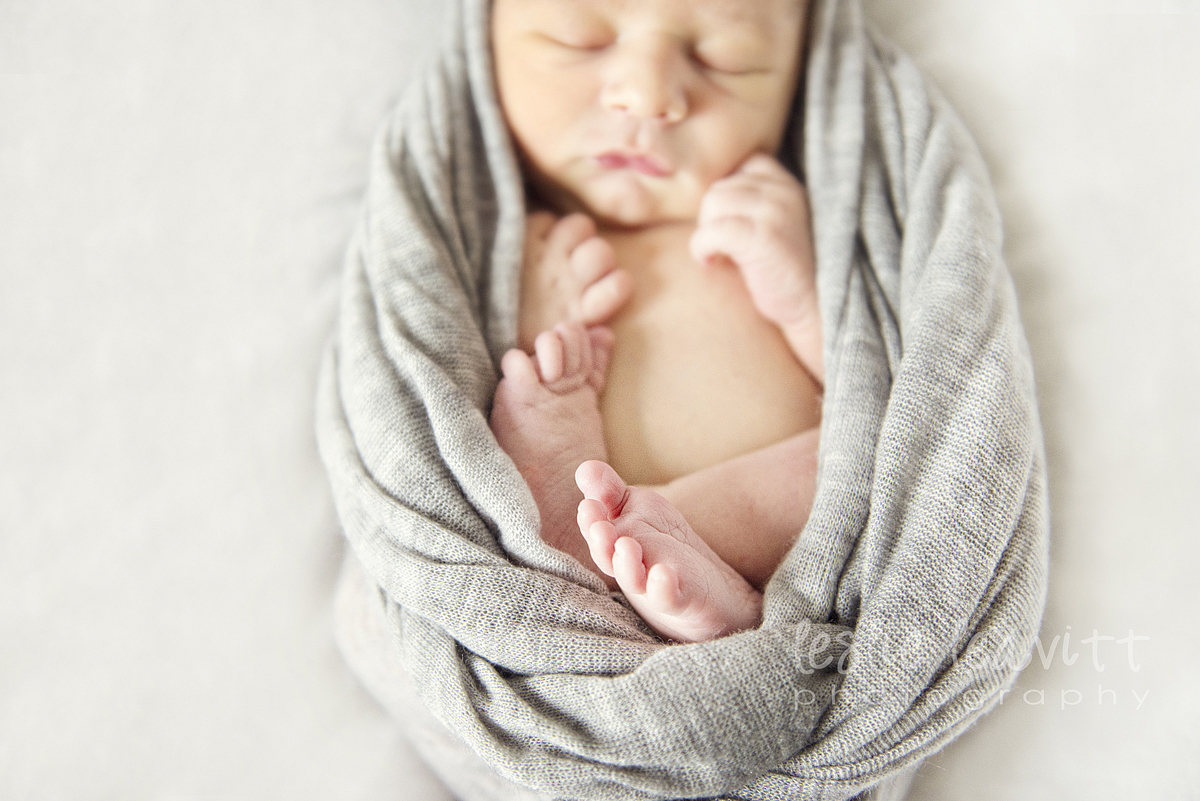 Omaha Newborn Photography_20.jpg