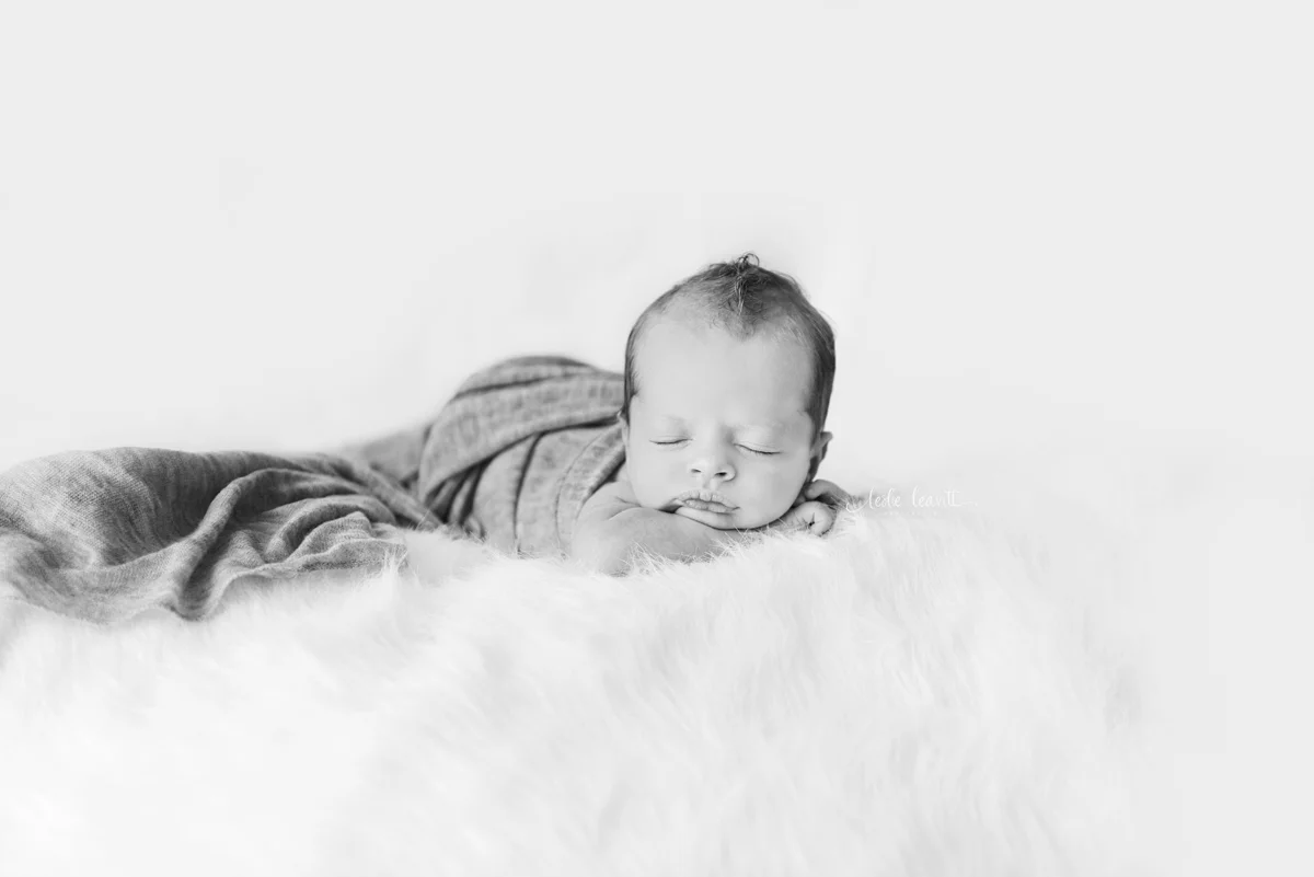 omahanewbornphotographer08.jpg