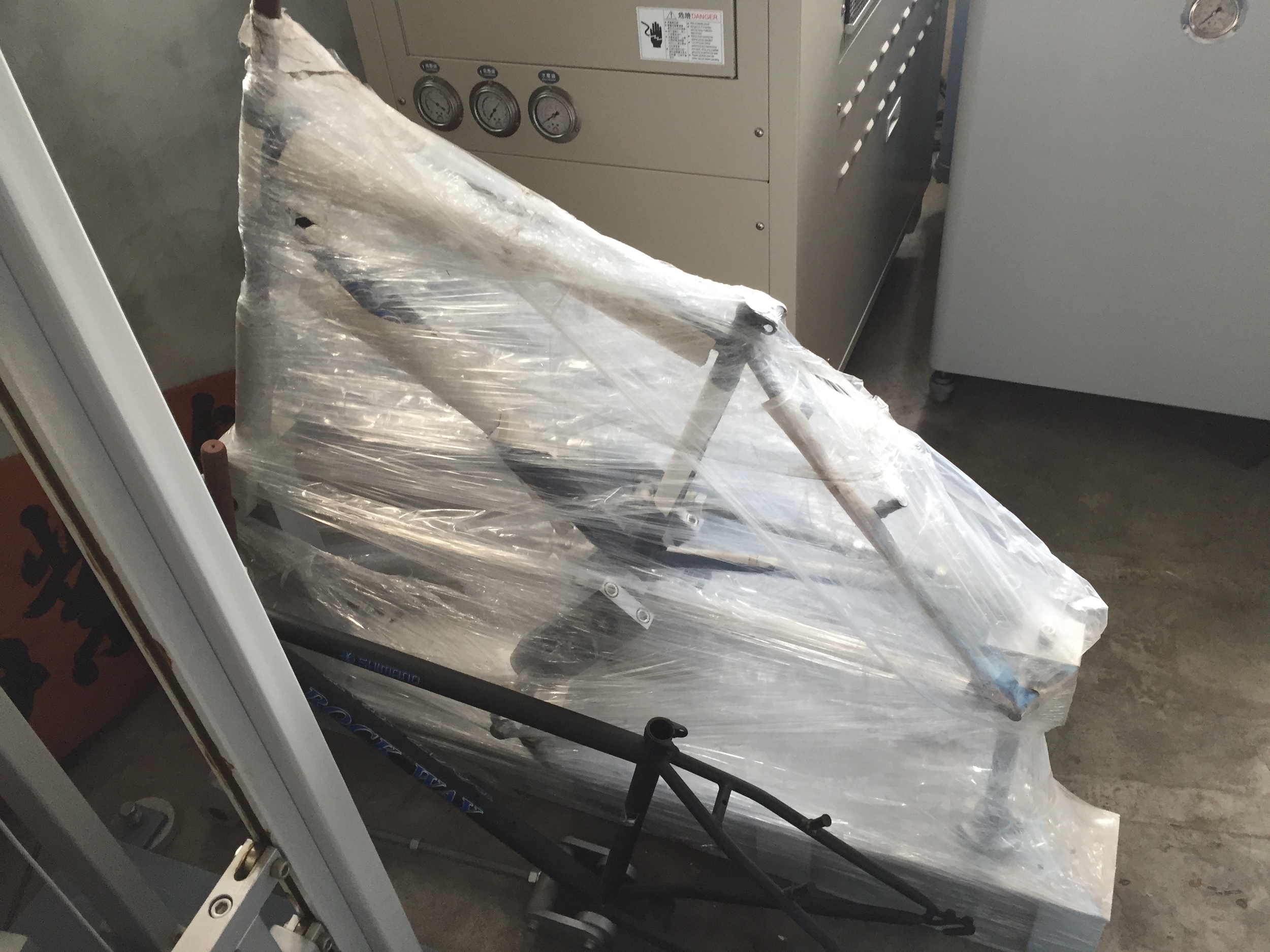 As far as I can tell, this is a frame mounted in a testing jig.