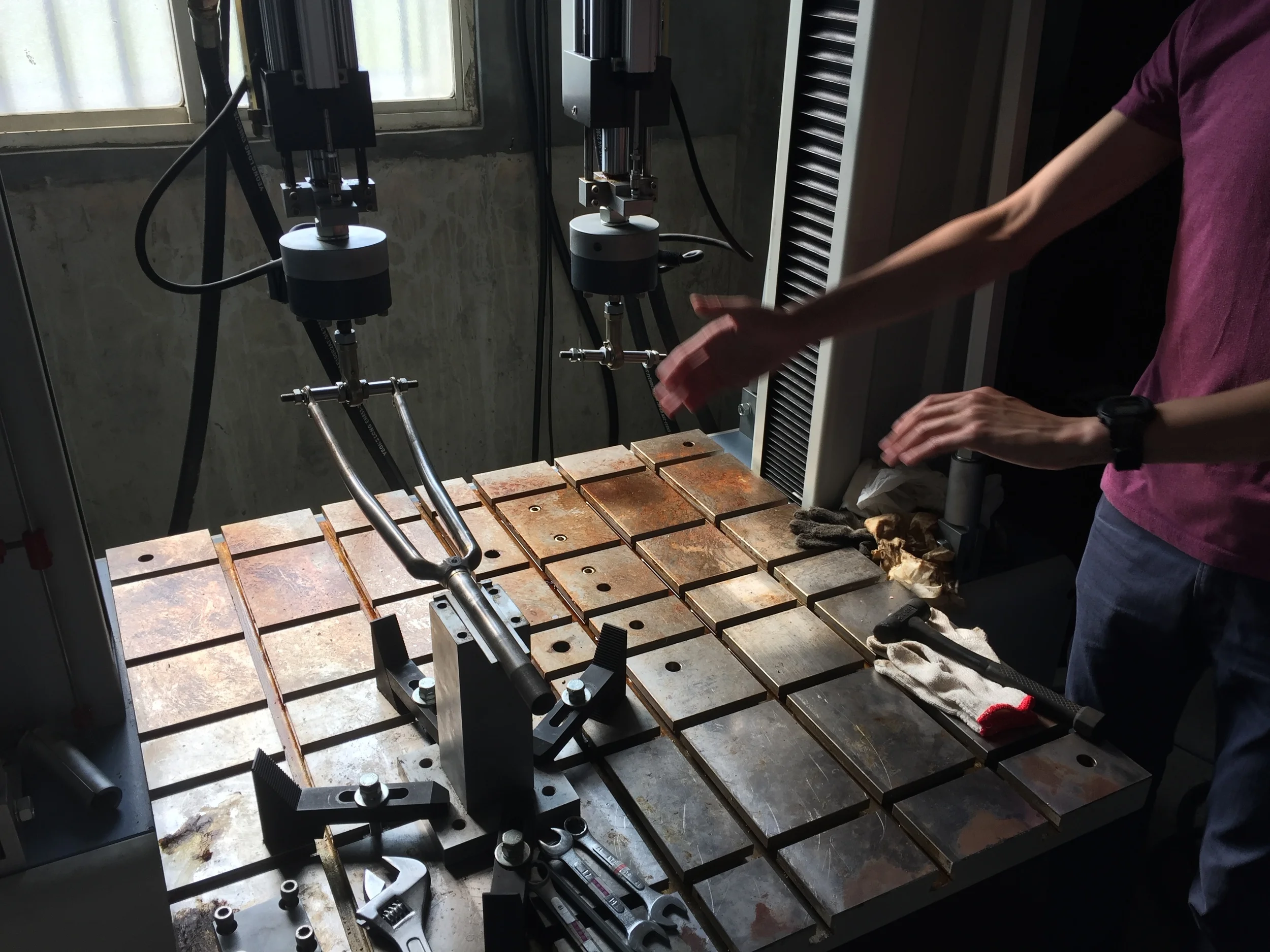 Fork in the testing jig.